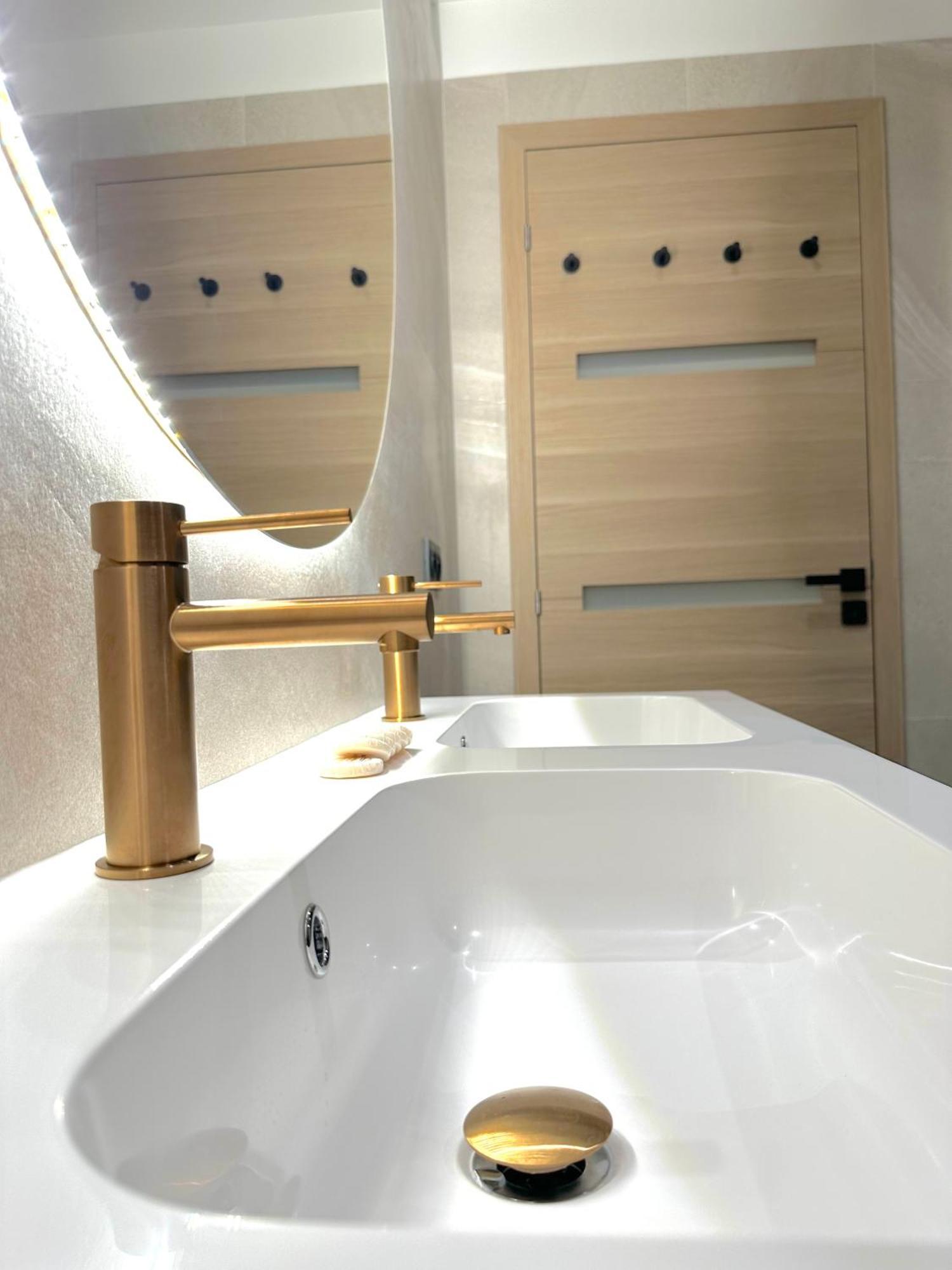 Appartement Gpf1 Monaco # - 6 Persons - Hypercenter - Private Parking - Full Renovated - 2 Bedrooms - Clim - Fast Wifi - Sun And