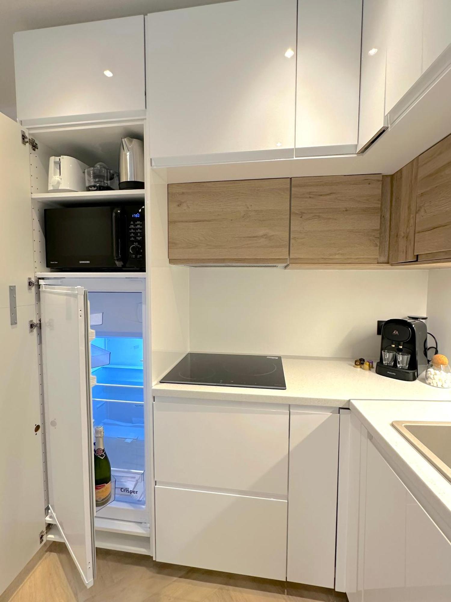 Gpf1 Monaco # - 6 Persons - Hypercenter - Private Parking - Full Renovated - 2 Bedrooms - Clim - Fast Wifi - Sun And Menton