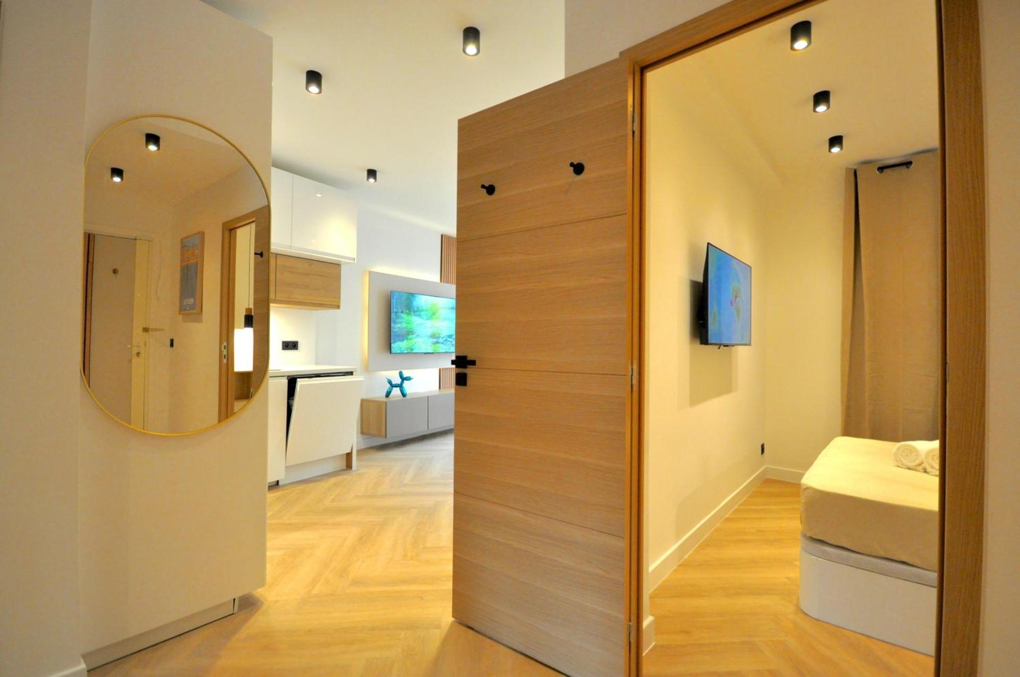 Appartement Gpf1 Monaco # - 6 Persons - Hypercenter - Private Parking - Full Renovated - 2 Bedrooms - Clim - Fast Wifi - Sun And