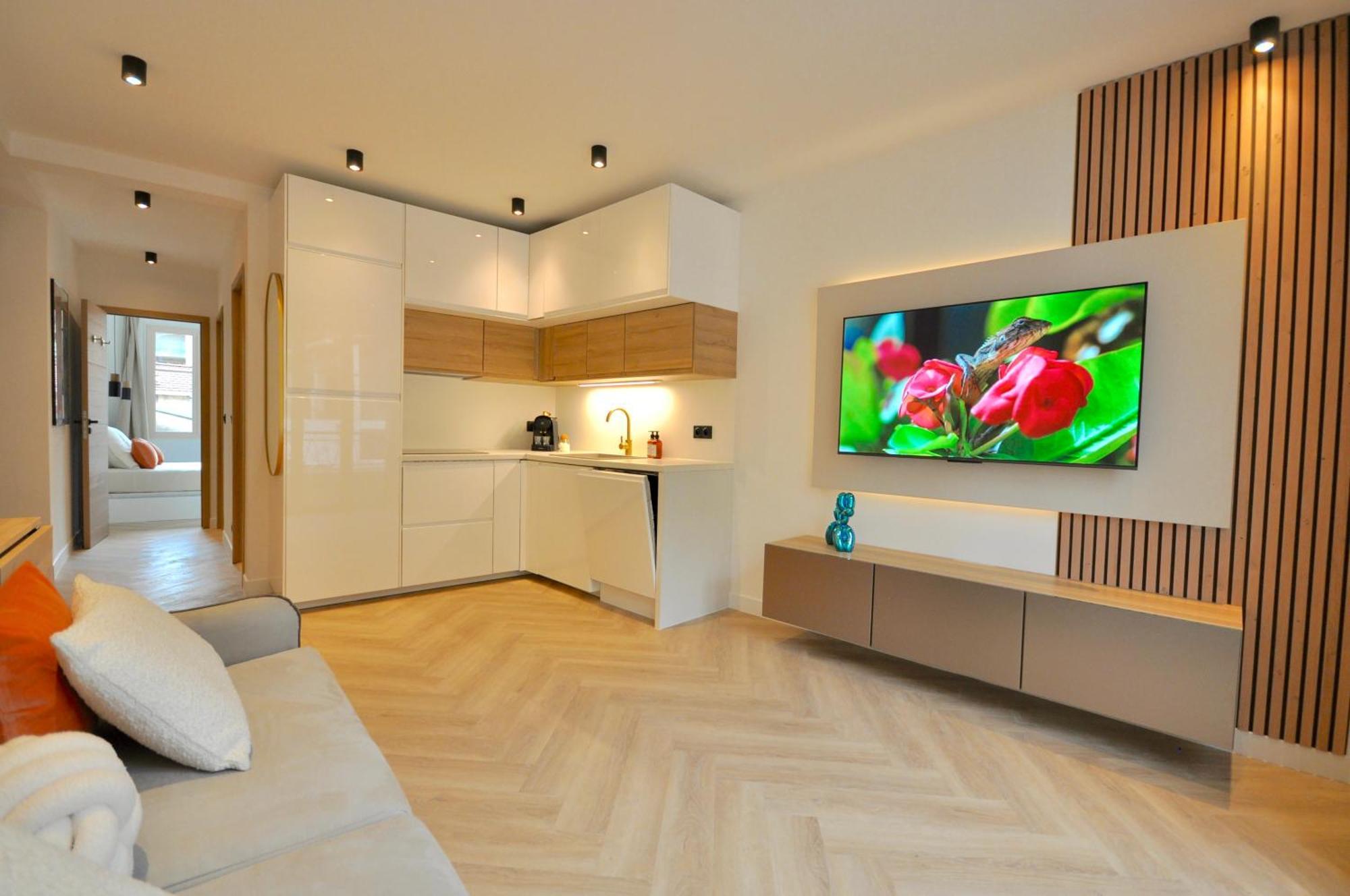 Gpf1 Monaco # - 6 Persons - Hypercenter - Private Parking - Full Renovated - 2 Bedrooms - Clim - Fast Wifi - Sun And Appartement *