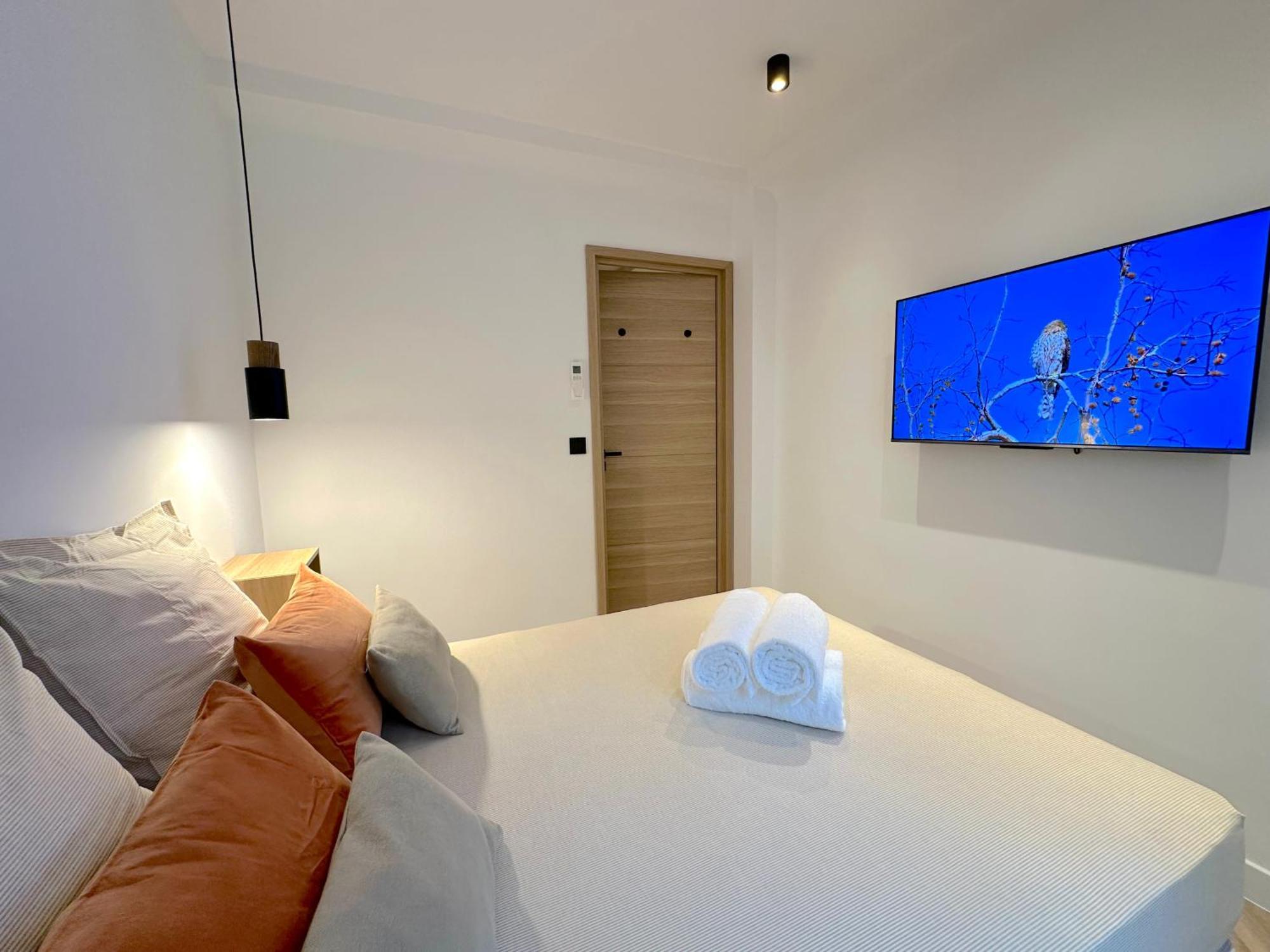 Appartement Gpf1 Monaco # - 6 Persons - Hypercenter - Private Parking - Full Renovated - 2 Bedrooms - Clim - Fast Wifi - Sun And Menton