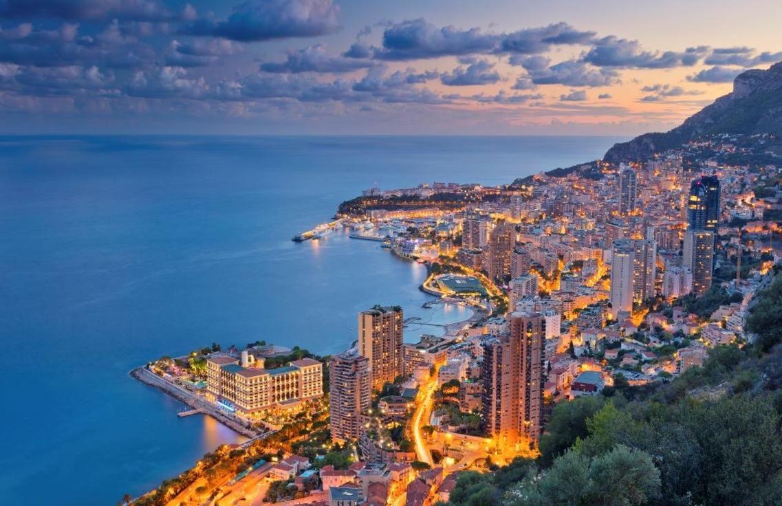 Gpf1 Monaco # - 6 Persons - Hypercenter - Private Parking - Full Renovated - 2 Bedrooms - Clim - Fast Wifi - Sun And Apartment *